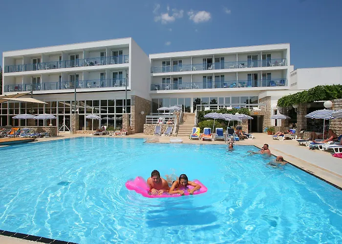 Hotel Bluesun Borak 4*